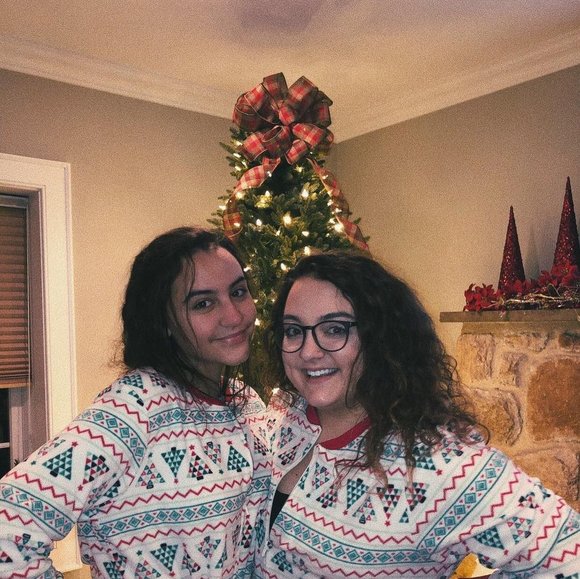 Profile Picture of Marcy Fresco bowles (@dreambowles) on Poshmark