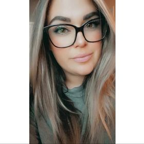 Profile Picture of Ruthie Leonard (@jessicaruth28) on Pinterest