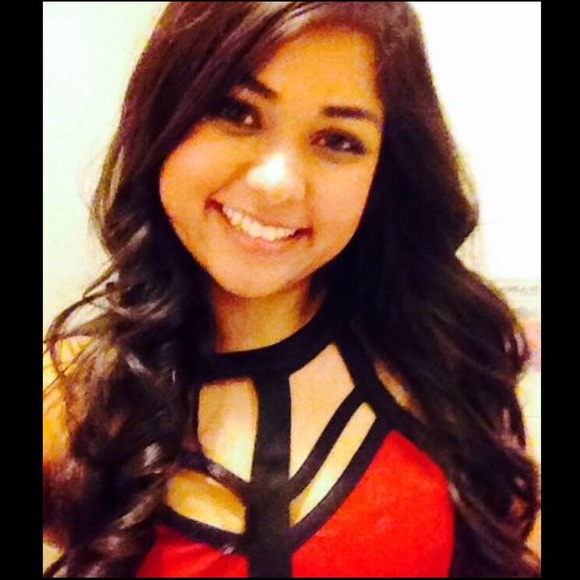 Profile Picture of Chandni Patel (@chandnip22) on Poshmark