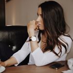 Profile Picture of Hannah • Daniel • Loren (@beeisforbaumann) on Instagram