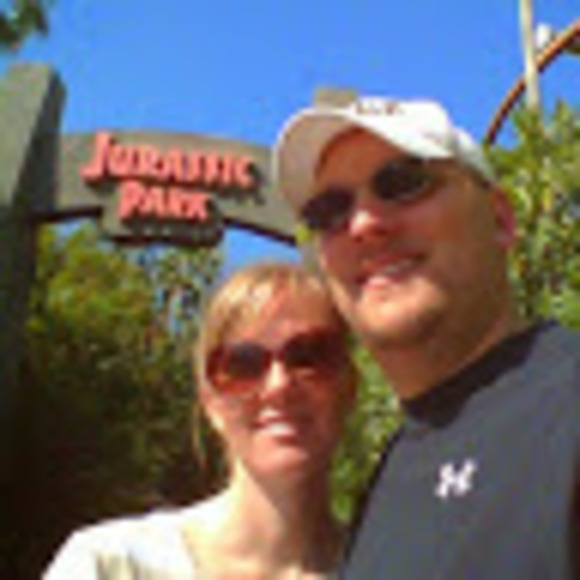 Profile Picture of Dave Rewerts (@rewertsd) on Poshmark