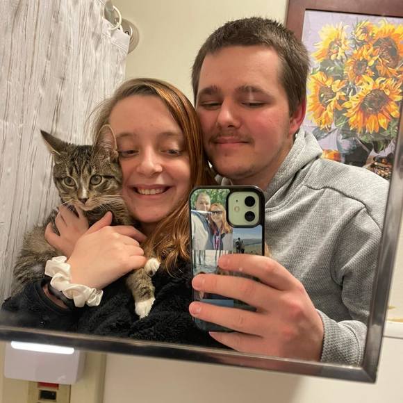 Profile Picture of Kaylin Phillips (@kayl_phil) on Poshmark