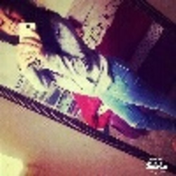 Profile Picture of Odalys Campos (@_tumamiodalys) on Poshmark