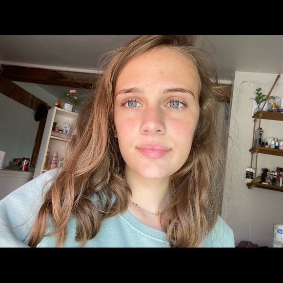 Profile Picture of Aislyn Tkacs (@atkacs) on Poshmark