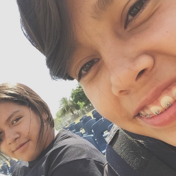 Profile Picture of Deveny Ibarra (@devenyibarra) on Poshmark