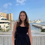 Profile Picture of Sarah Andrews (@sarahrandrews) on Instagram