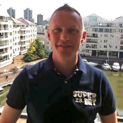 Profile Picture of Simon Oliver Mercer (@simonsaysitbest) on Twitter