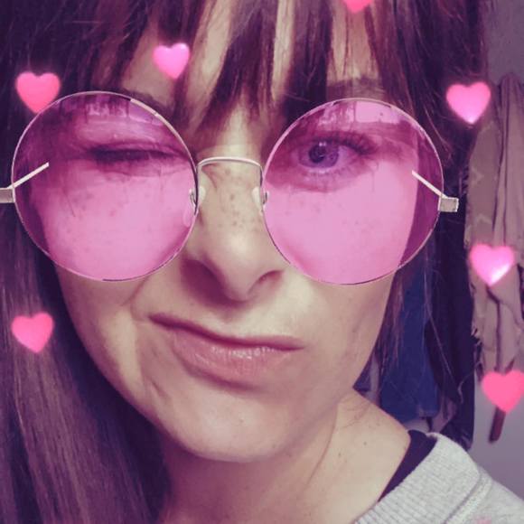 Profile Picture of Jess Catherall (@jesscatherall) on Poshmark