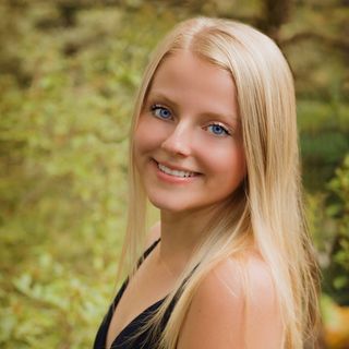 Profile Picture of Abigail Manderfield (@abigail.manderfield) on Facebook