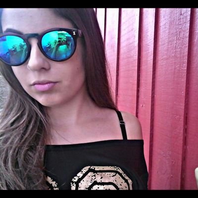 Profile Picture of Amanda Karoline (@LauferAmanda) on Twitter