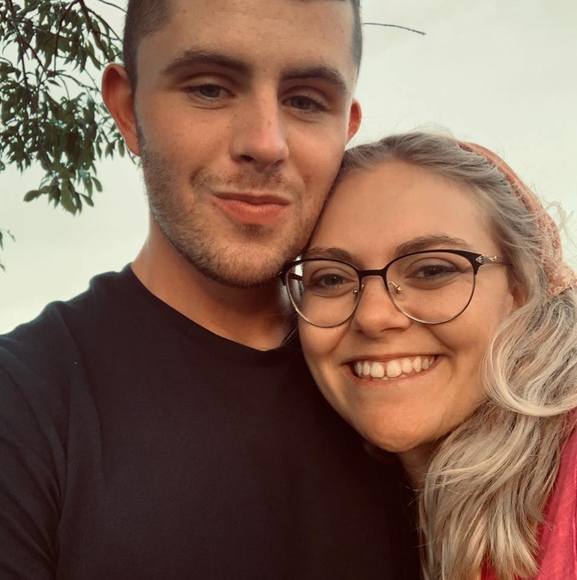 Profile Picture of Danielle Conover (@d_conover) on Poshmark