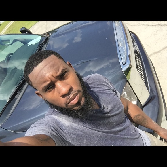 Profile Picture of Jesse Bryant (@igotheju1ce) on Poshmark