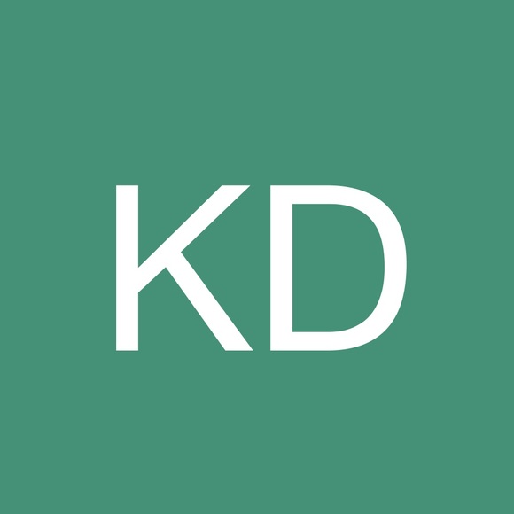 Profile Picture of Klein Daniel (@8aajdwcl_pk) on Poshmark