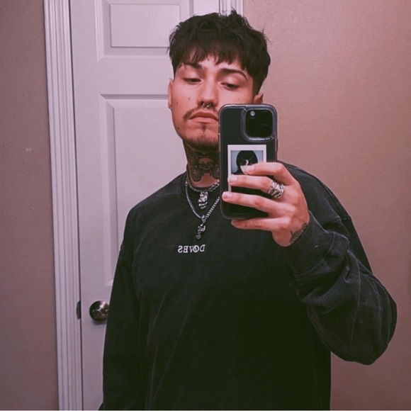 Profile Picture of Noe Hernandez (@noexdallas) on Poshmark