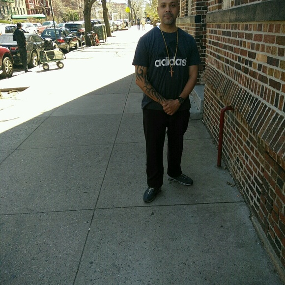 Profile Picture of Felix Vasquez (@flexthetruth) on Poshmark