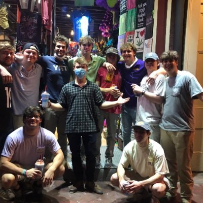 Profile Picture of Zach Bott (@zachbott3) on Twitter