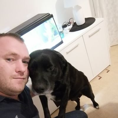 Profile Picture of Gros (@david14170) on Twitter