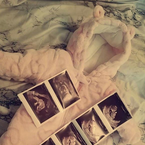 Profile Picture of Chuck Thompson (@chuckthompso103) on Poshmark