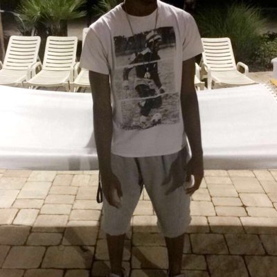 Profile Picture of Miles Wallace (@Mileswallace12) on Twitter