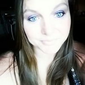 Profile Picture of Rachel Glover (@rachelvglover) on Myspace