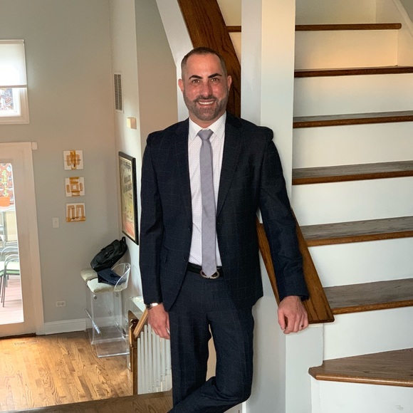 Ben Turry - Poshmark Profile Picture of Ben Turry (@benturry) on Poshmark