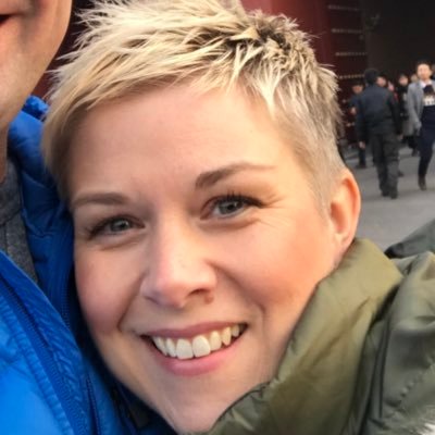 Profile Picture of Karen Davies (@nuttyslack3) on Twitter