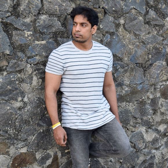 Profile Picture of Ashwin Raju (@ashwinraju) on Poshmark