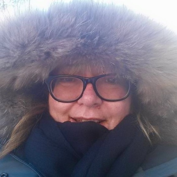 Profile Picture of Kim Piche (@kimpiche) on Poshmark