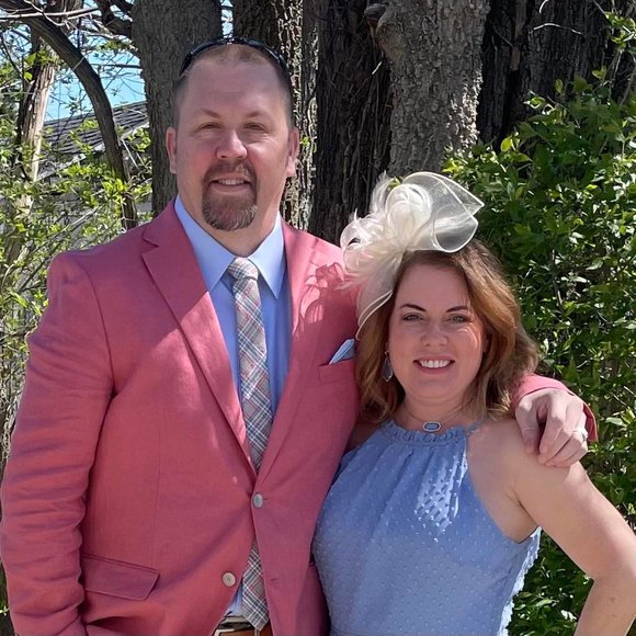 Profile Picture of Stephanie Tucker (@stuckercrna) on Poshmark