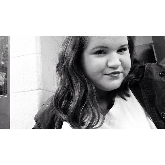 Profile Picture of Madi Yonkers (@madiyonkers) on Poshmark