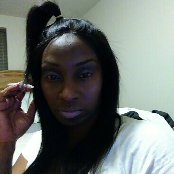 Profile Picture of Tashima Little (@tashima80) on Poshmark