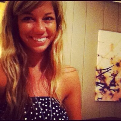 Profile Picture of Stephanie Eng (@StephNicole017) on Twitter