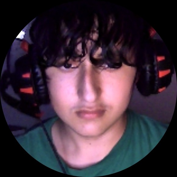 Profile Picture of Brady Montgomery (@radicalsellar) on Poshmark