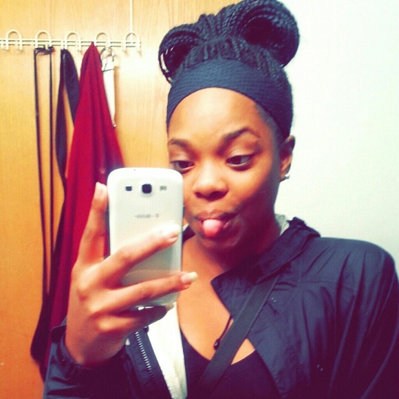 Profile Picture of Chardonay Plunkett (@chardonaysharae) on Poshmark