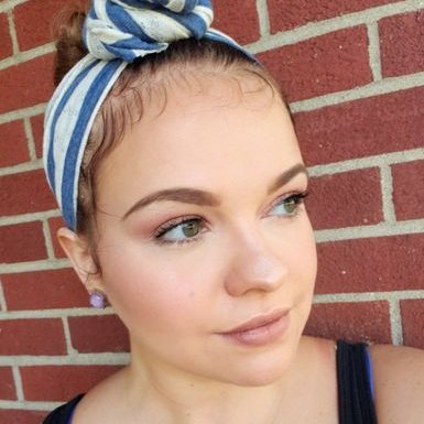 Profile Picture of Heather Roundtree (@HeatherRoundtr3) on Twitter