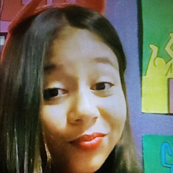 Profile Picture of Mikenna Bertholomey (@mikenna28) on Poshmark