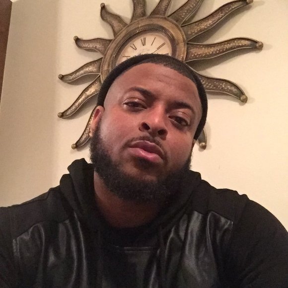 Profile Picture of Dwayne Alexander (@dwynalexander) on Poshmark