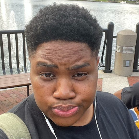 Profile Picture of Michael Mccall (@mrmichaeljae) on Poshmark