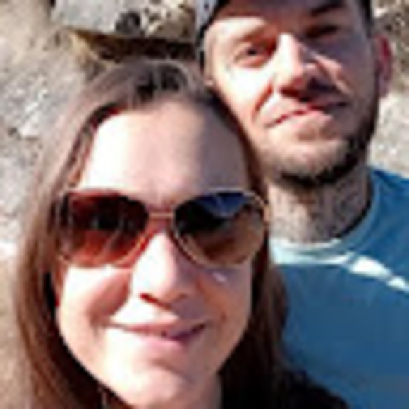 Profile Picture of Hazel Brown (@hazelbrown3377) on Poshmark