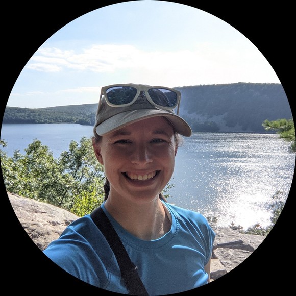 Profile Picture of Mel Milford (@melemilford) on Poshmark