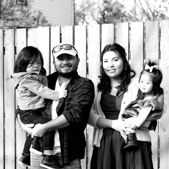 Rose Cobiness - Poshmark Profile Picture of Rose Cobiness (@cobi_08) on Poshmark