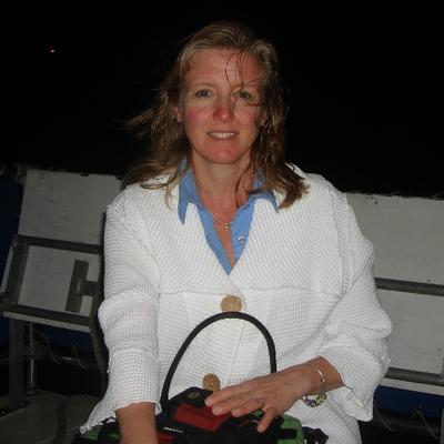 Profile Picture of Capewife (@Jeansolari1) on Twitter