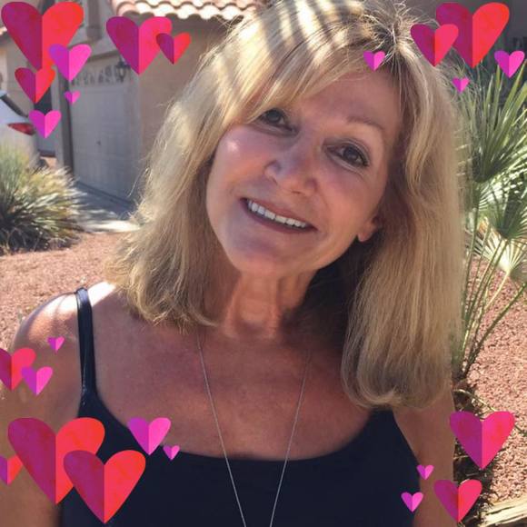 Profile Picture of Gerti Mozeris (@mozeris) on Poshmark