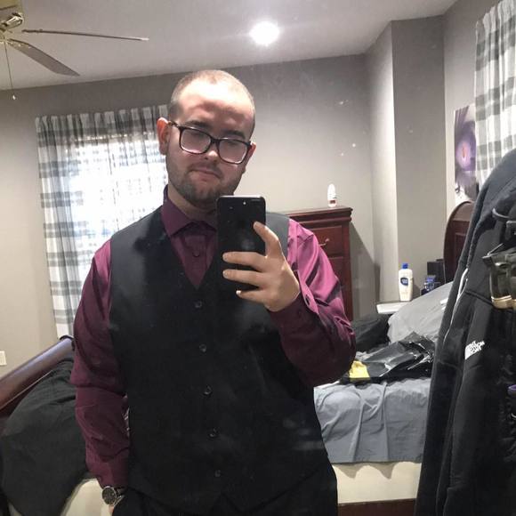 Profile Picture of Joey Meier (@joeymeier1) on Poshmark