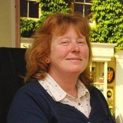 Profile Picture of Hilary Evans (@HilaryEvans61) on Twitter