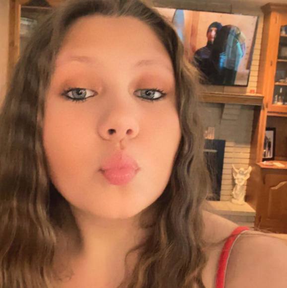 Profile Picture of Mckenzie Benjamin (@mjc73104) on Poshmark