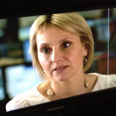 Profile Picture of Louise Cooper (@Louiseaileen70) on Twitter