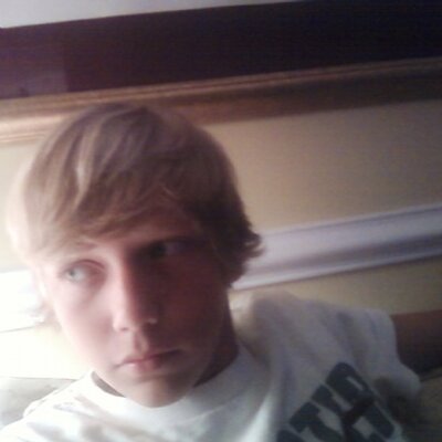 Profile Picture of Aaron Zeman (@zeman15) on Twitter