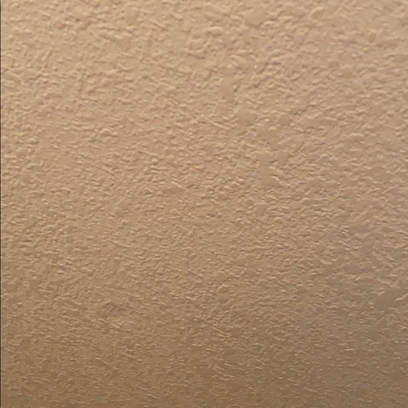 Profile Picture of Carlos Bruno (@carloschavez784) on Poshmark