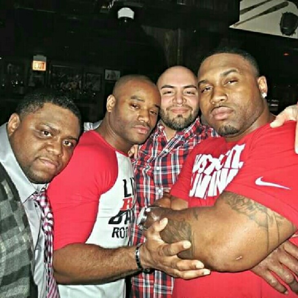 Profile Picture of Edward Charse (@waterfoe) on Poshmark